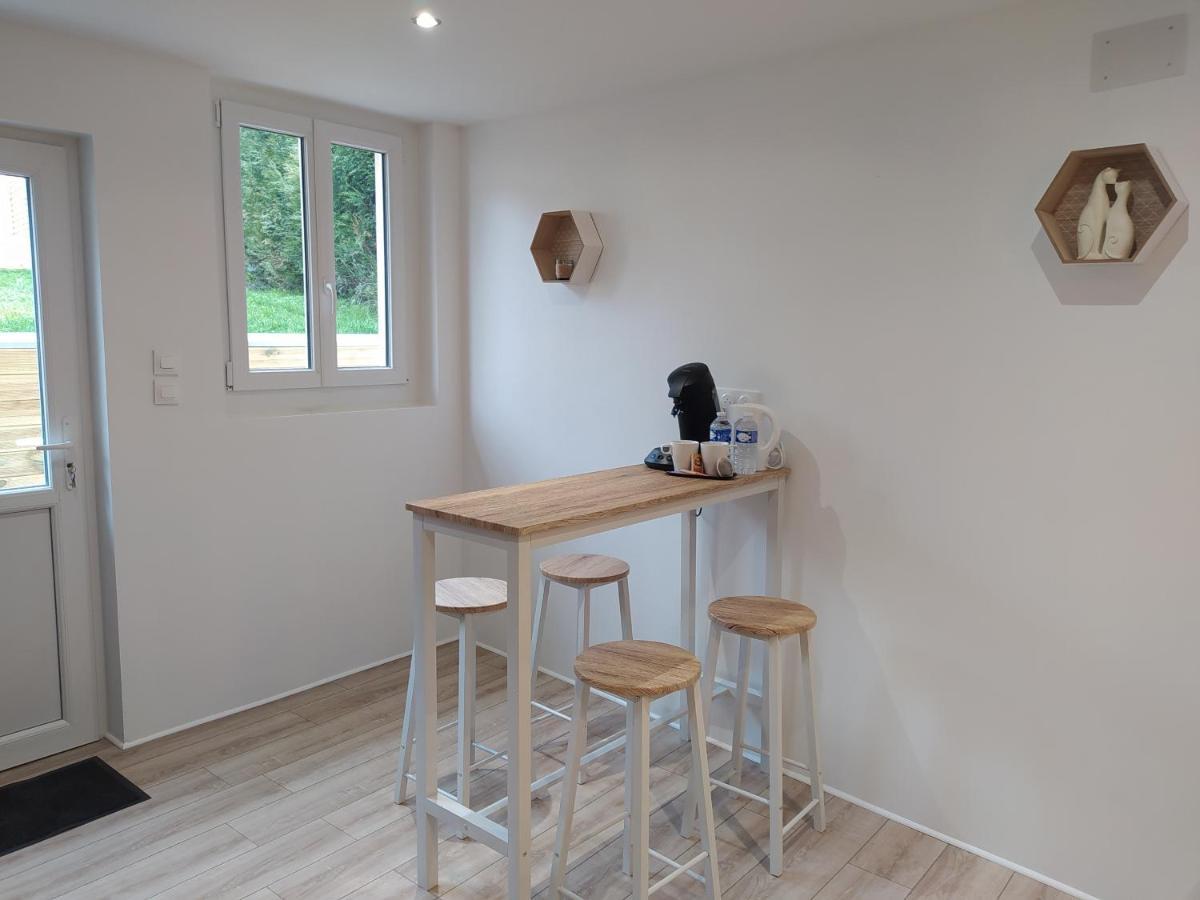Gite Et Spa Au Secret Du Bonheur Hotel Pouilly-sur-Serre Bagian luar foto