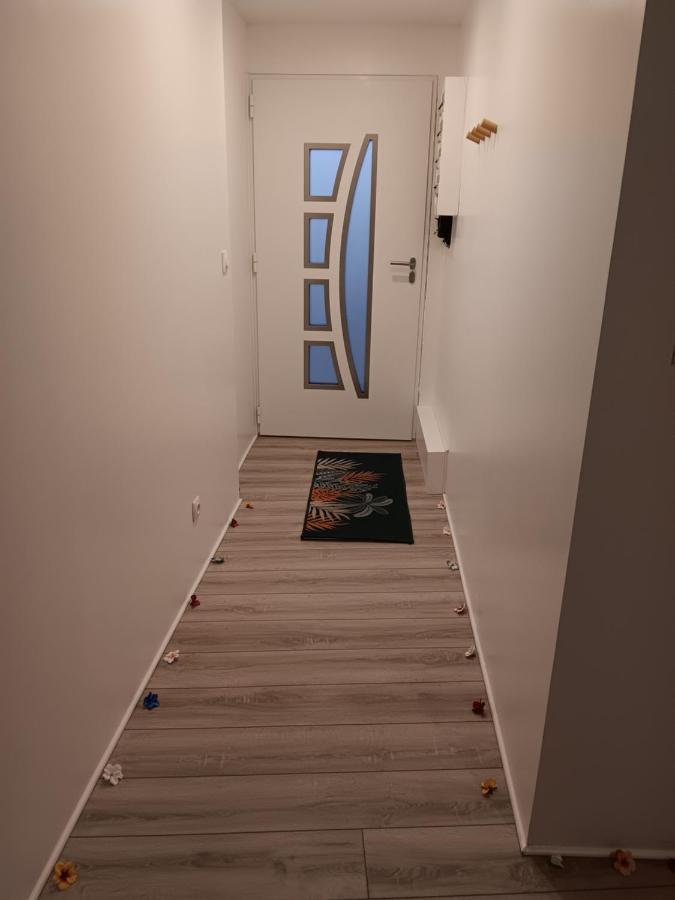 Gite Et Spa Au Secret Du Bonheur Hotel Pouilly-sur-Serre Bagian luar foto
